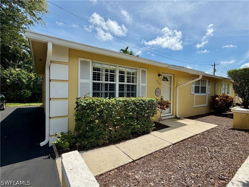 4938 West Blvd 9, Naples