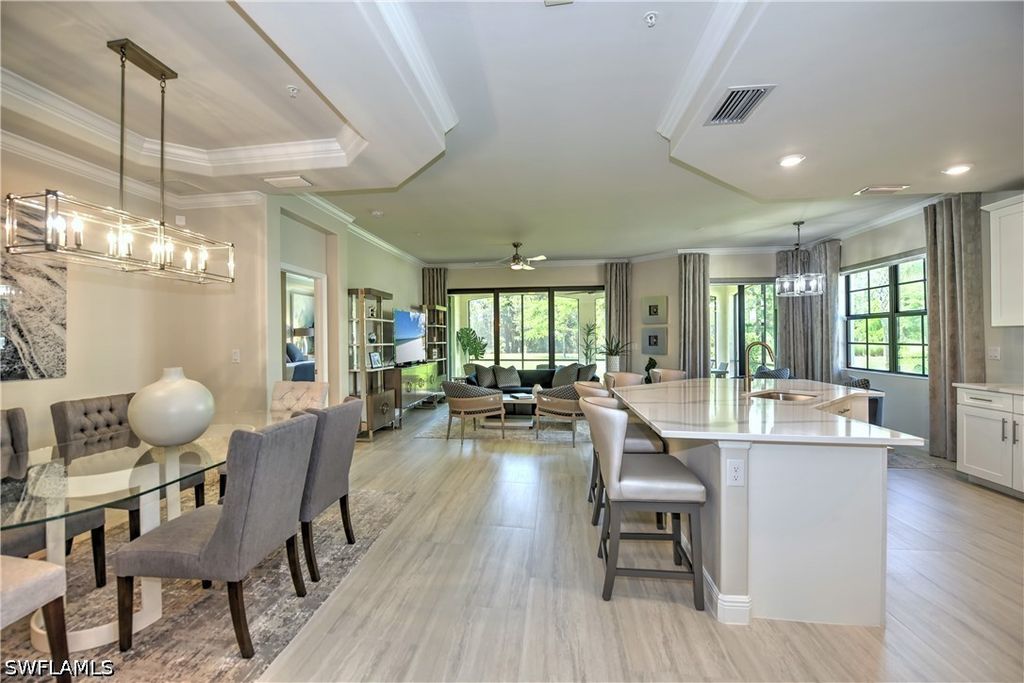 16889 Fairgrove Way 5-101, Naples