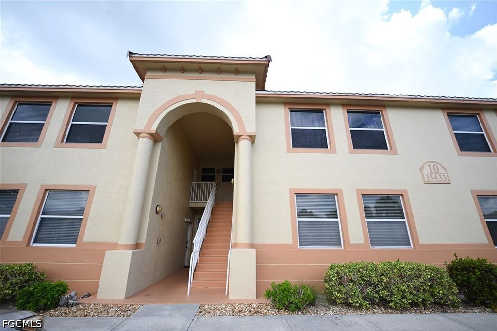 15433 Bellamar Cir 1023, Fort Myers