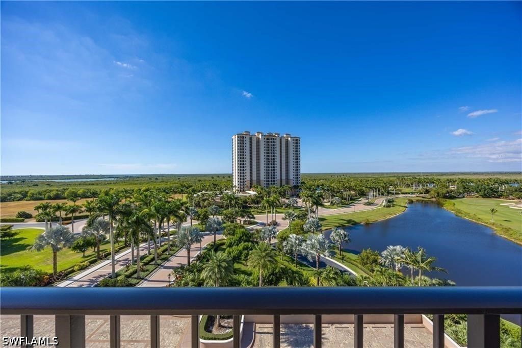 1060 Borghese Ln 701, Naples