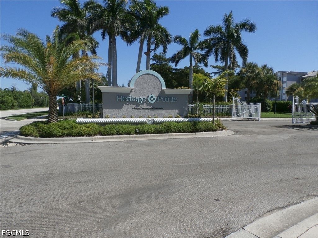 16645 Lake Cir Dr 732, Fort Myers
