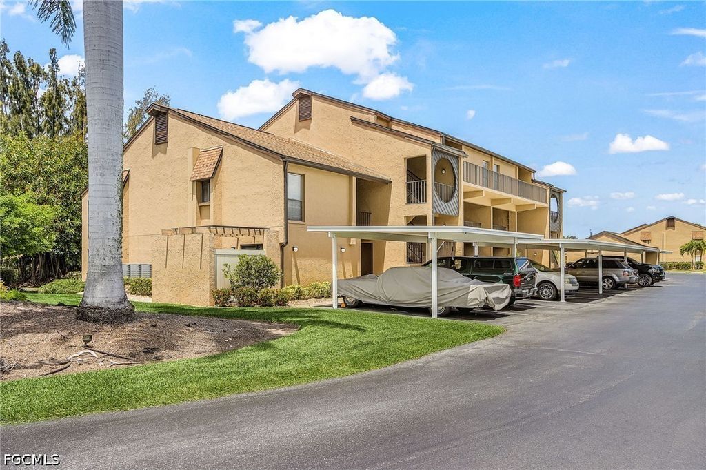 15751 Windward Way Cir 1201, Fort Myers