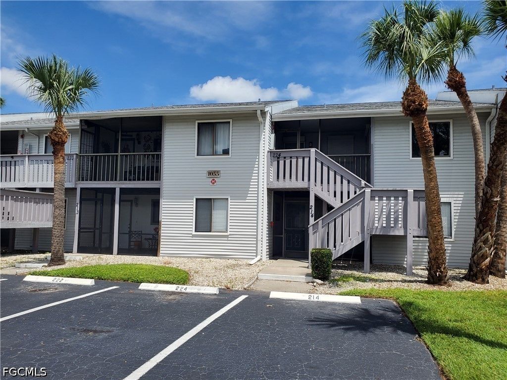1055 Palm Ave 214, North Fort Myers