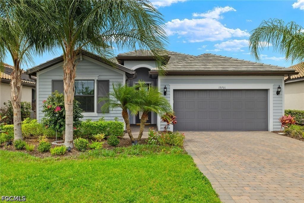 19701 Deming Ln, Estero