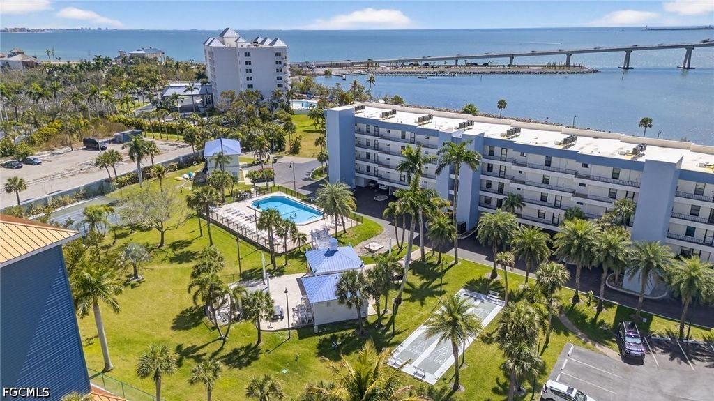 15021 Punta Rassa Rd 801, Fort Myers