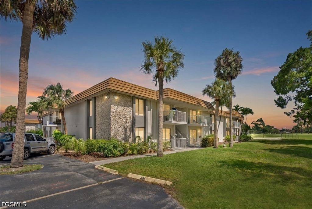 1830 Maravilla Ave 814, Fort Myers