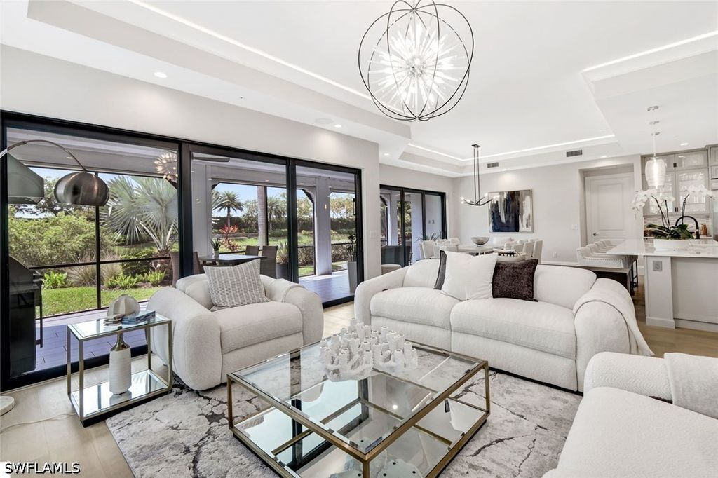 16328 Corsica Way 101, Naples