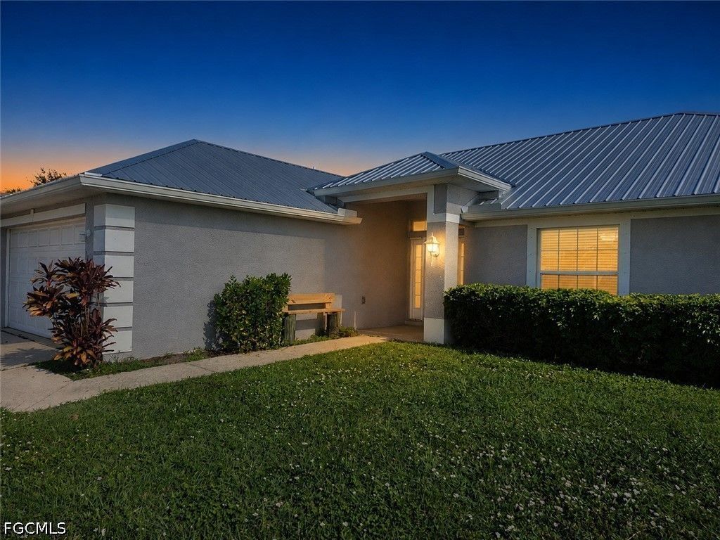 1713 Sw 13th St, Cape Coral