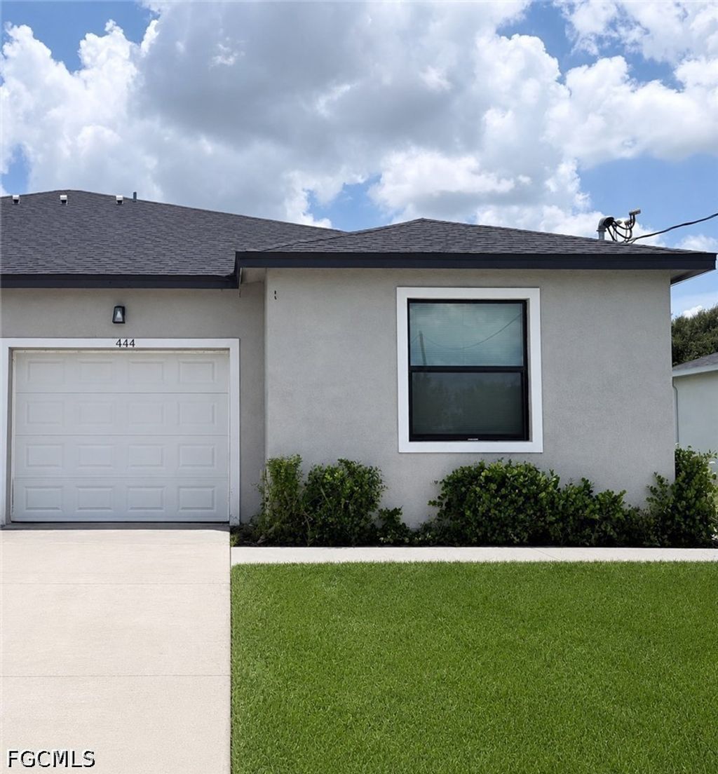 444 Grant Blvd, Lehigh Acres