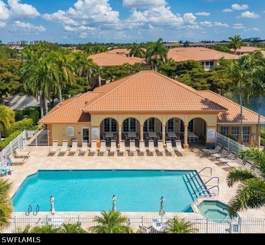 15433 Bellamar Cir 1014, Fort Myers