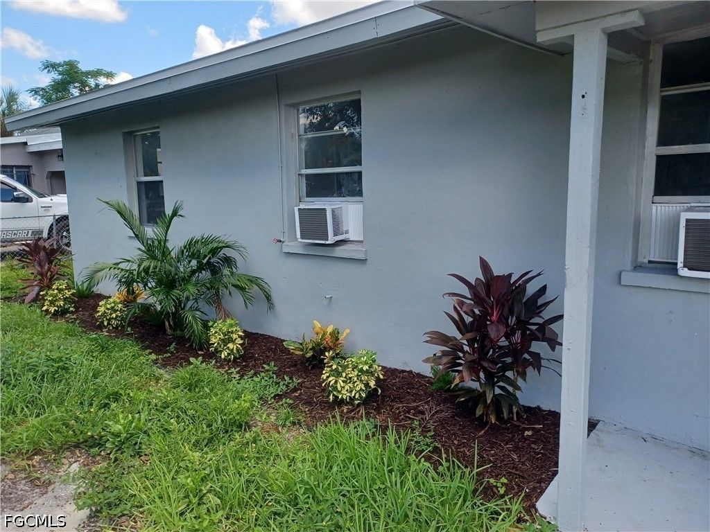 1629 Pawnee St, Fort Myers