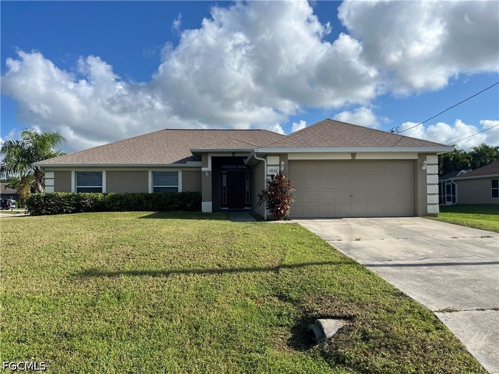 1821 Sw 22nd Ln, Cape Coral