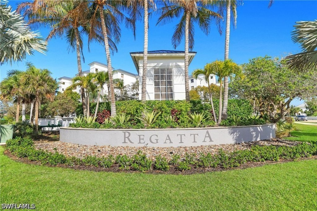 400 Flagship Dr 1206 Penthouse, Naples