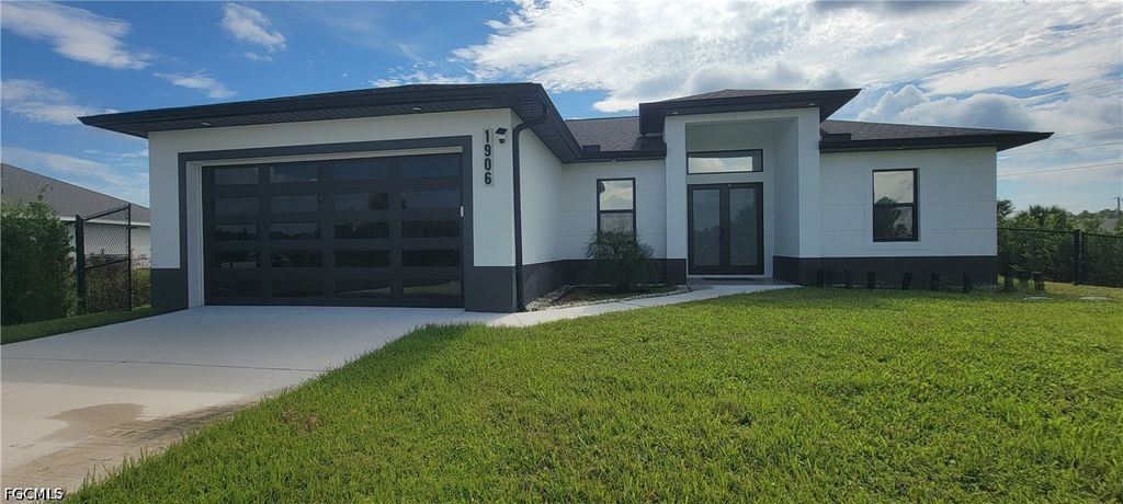 1906 Veinna St, Lehigh Acres