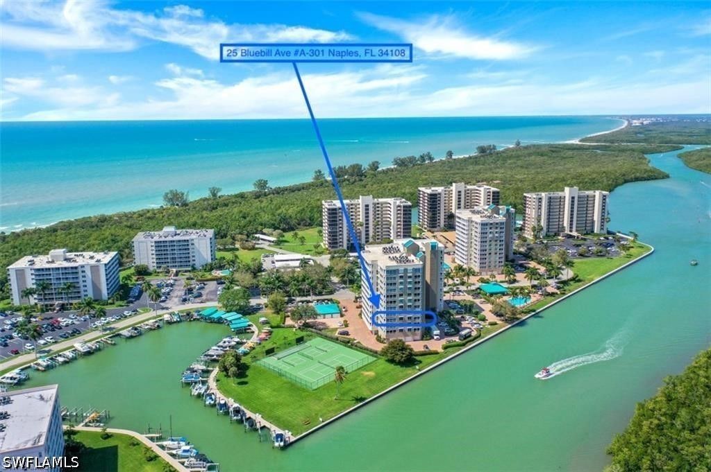25 Bluebill Ave 301, Naples