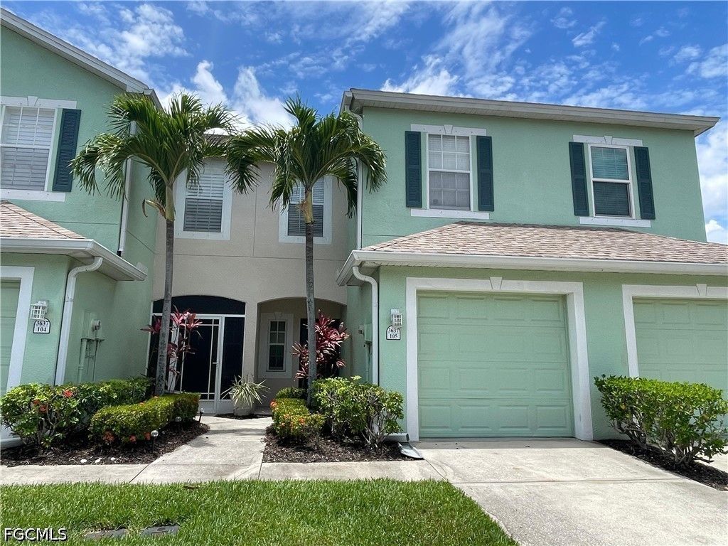 3637 Pine Oak Cir 105, Fort Myers