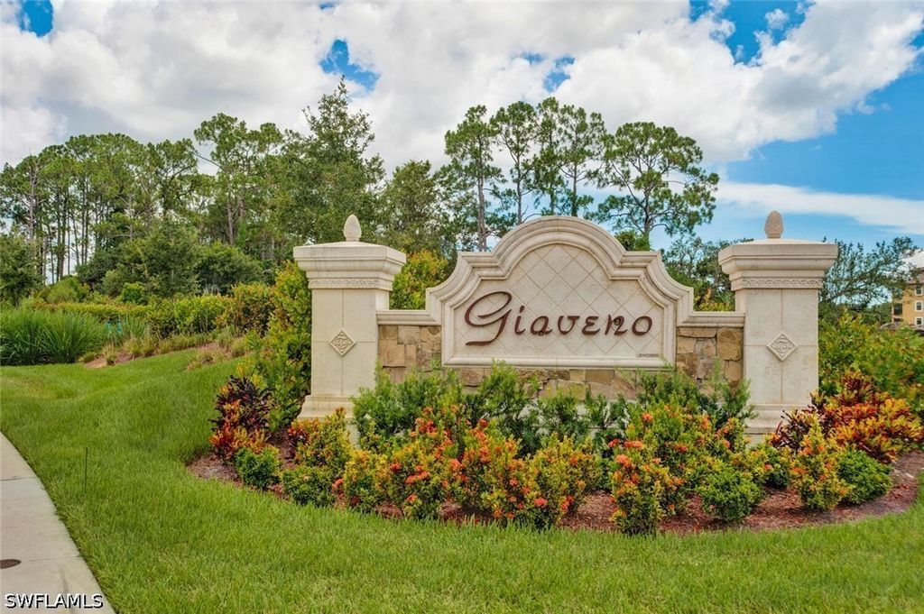 9826 Giaveno Cir 1513, Naples