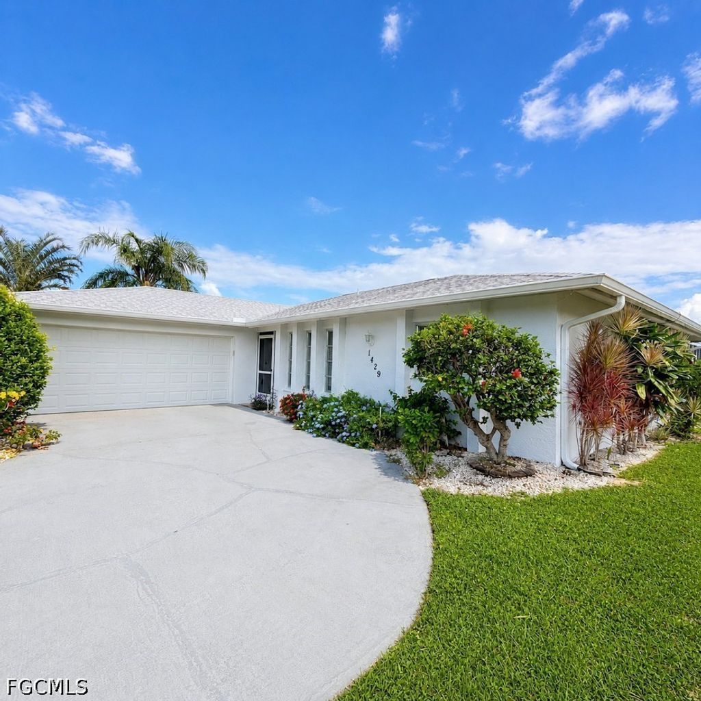 1429 Se 31st Ter, Cape Coral
