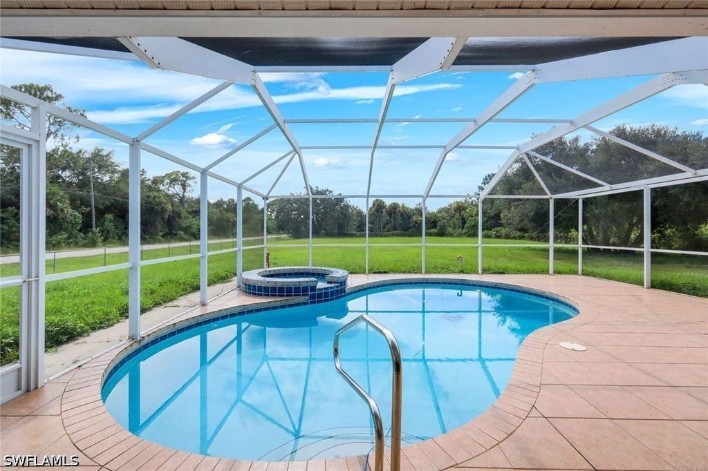 1795 Desoto Blvd S, Naples