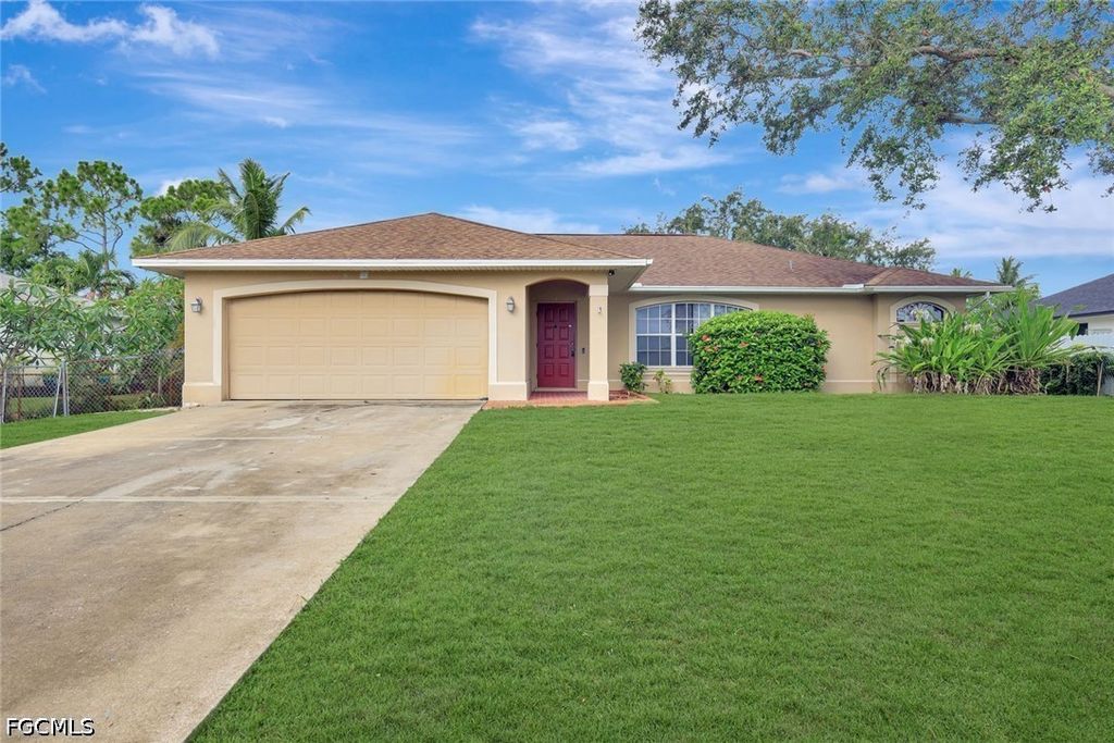 18554 Olive Rd, Fort Myers