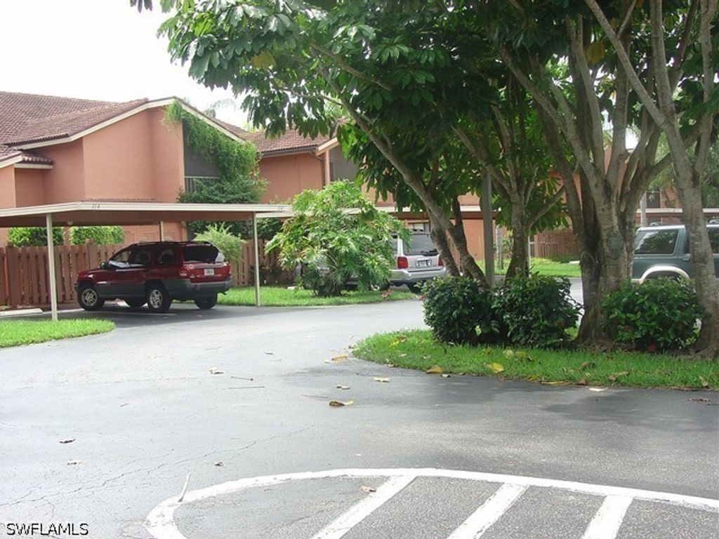 110 Cypress Way E F5, Naples
