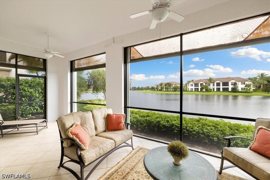 8051 Players Cove Dr 102, NAPLES