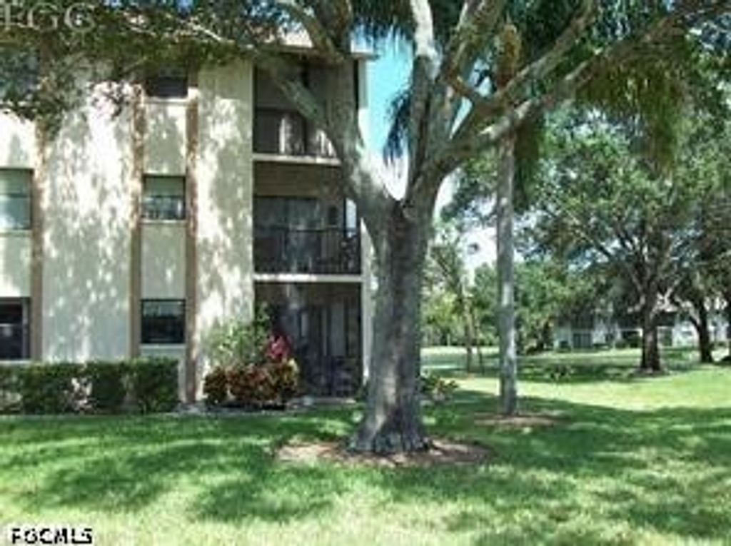 13240 White Marsh Ln 9, Fort Myers