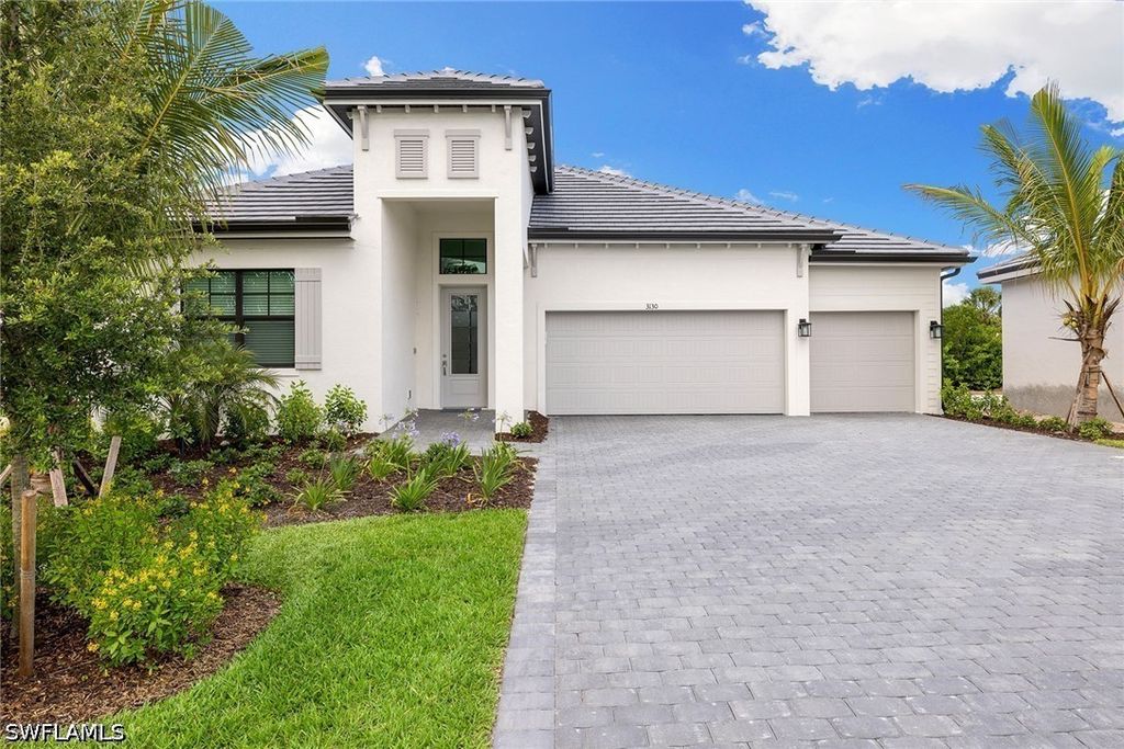 3130 Heather Glen Ct, NAPLES