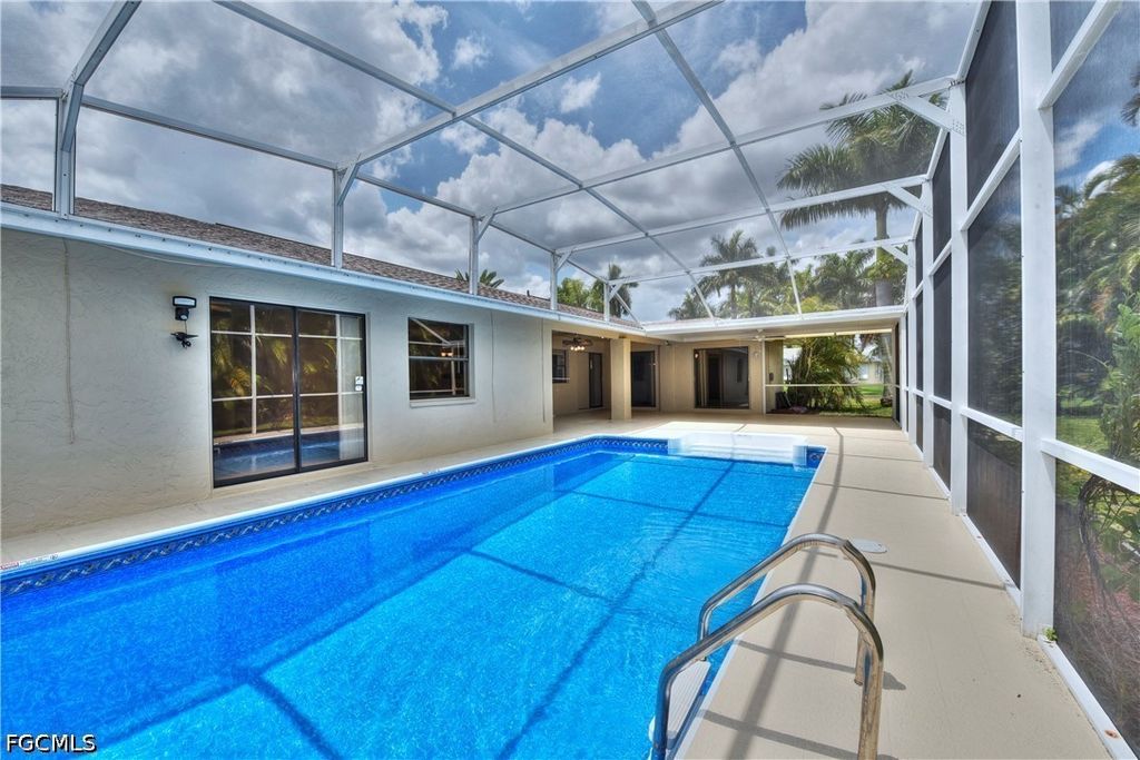 3603 Se 18th Pl, Cape Coral