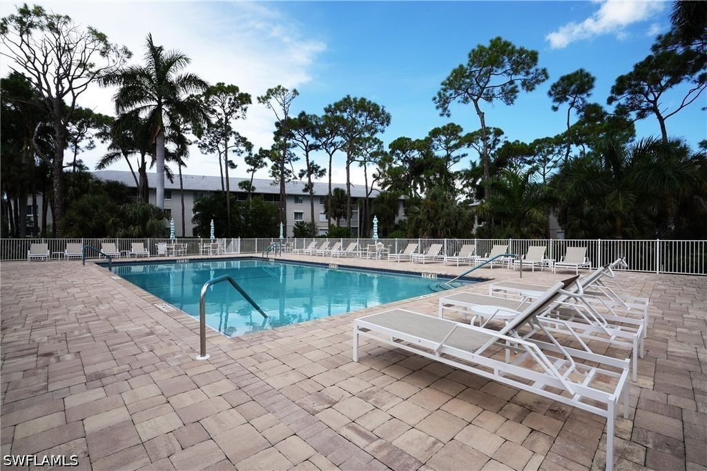 3062 Sandpiper Bay Cir K104, Naples