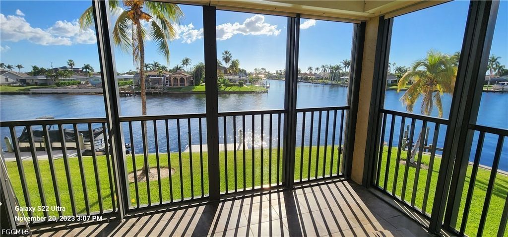 4260 Se 20th Pl 208, Cape Coral