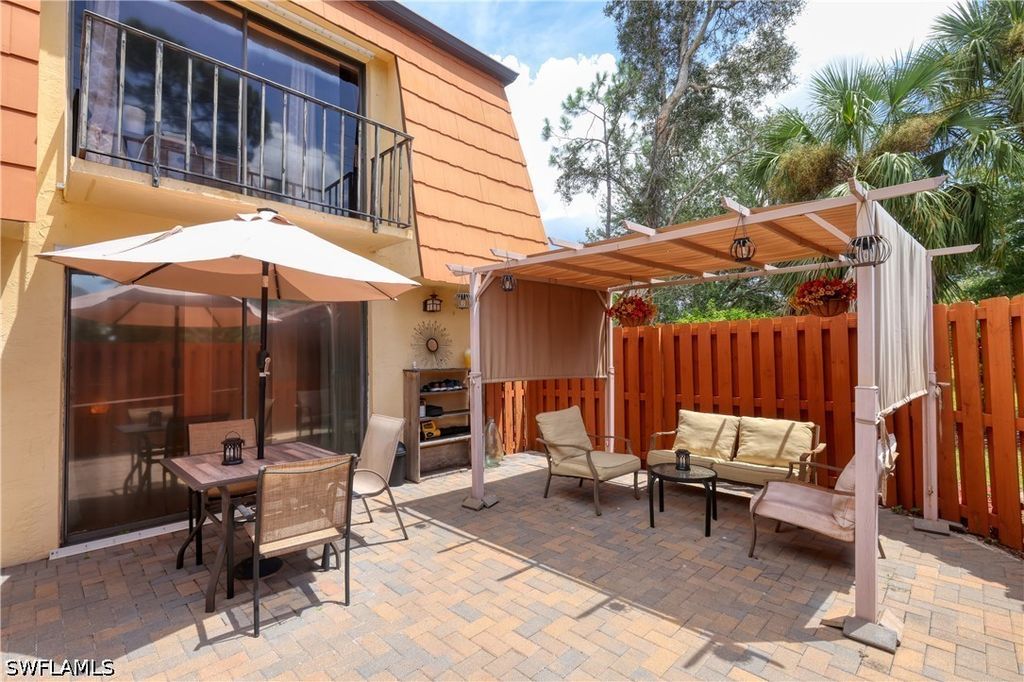 1724 Park Meadows Dr 2, Fort Myers