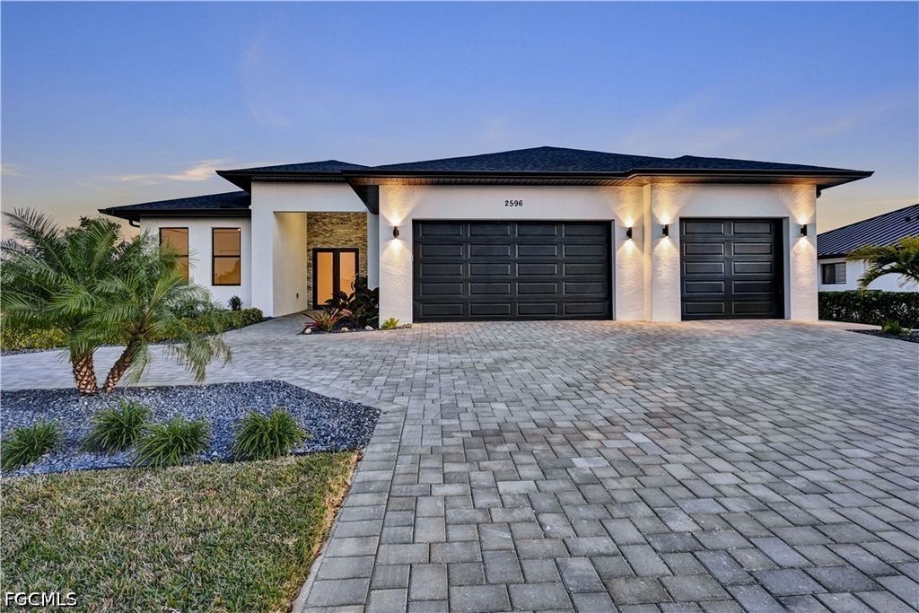 2596 Surfside Blvd, Cape Coral