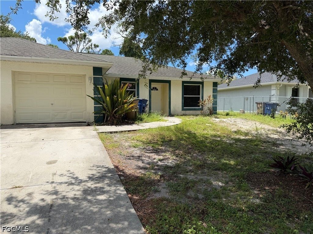 4939 Leonard Blvd S, Lehigh Acres