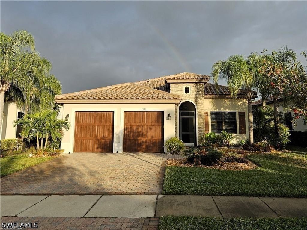 5253 Messina St, Ave Maria