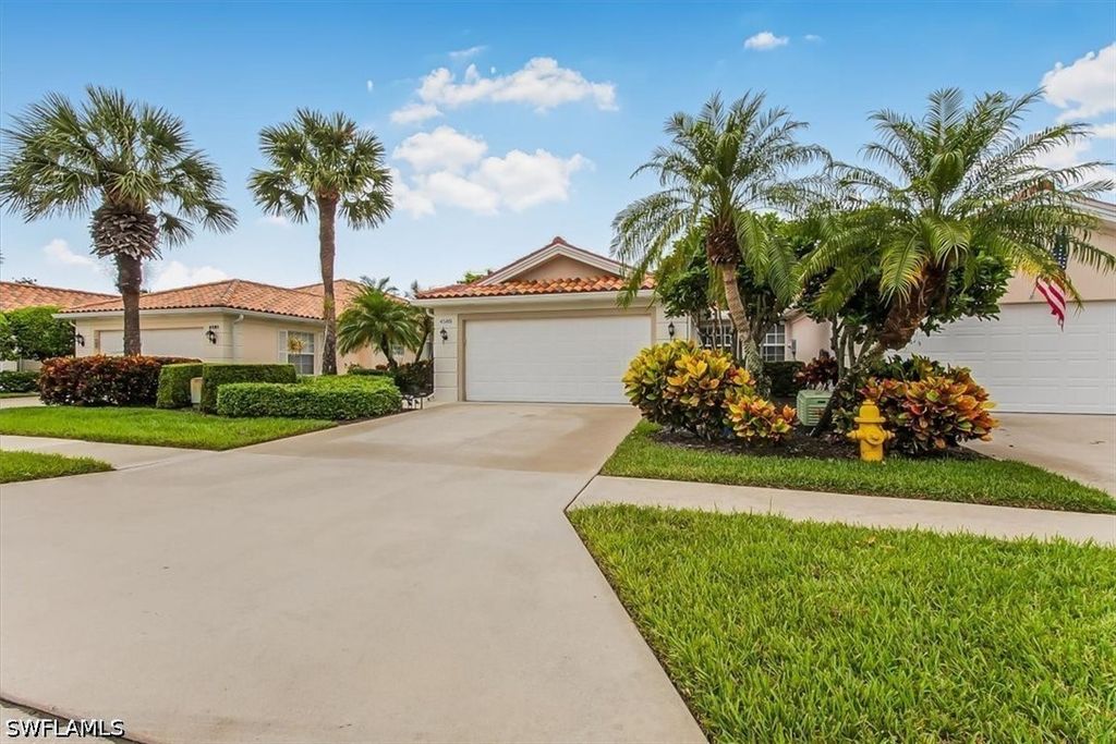 4585 Pasadena Ct, Naples