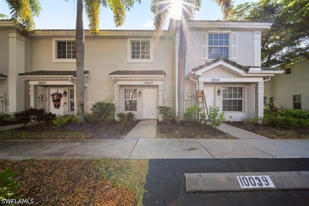 10039 Poppy Hill Dr, Fort Myers