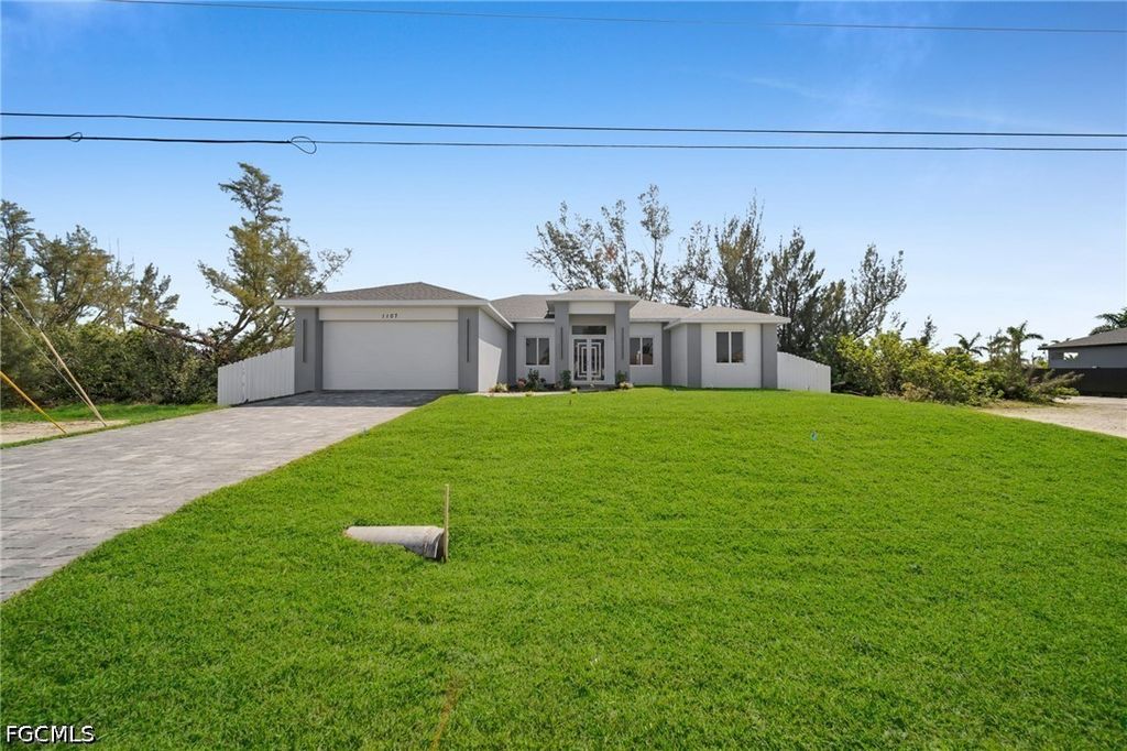 1107 Nw 40th Pl, Cape Coral