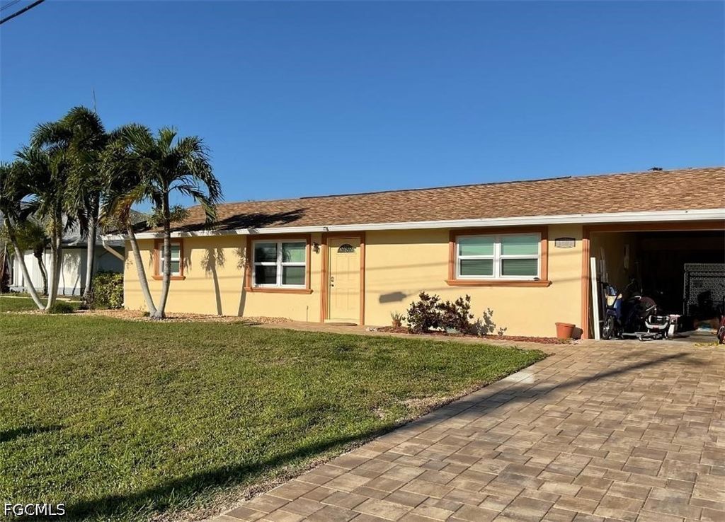 1806 Se 1st Ave, Cape Coral