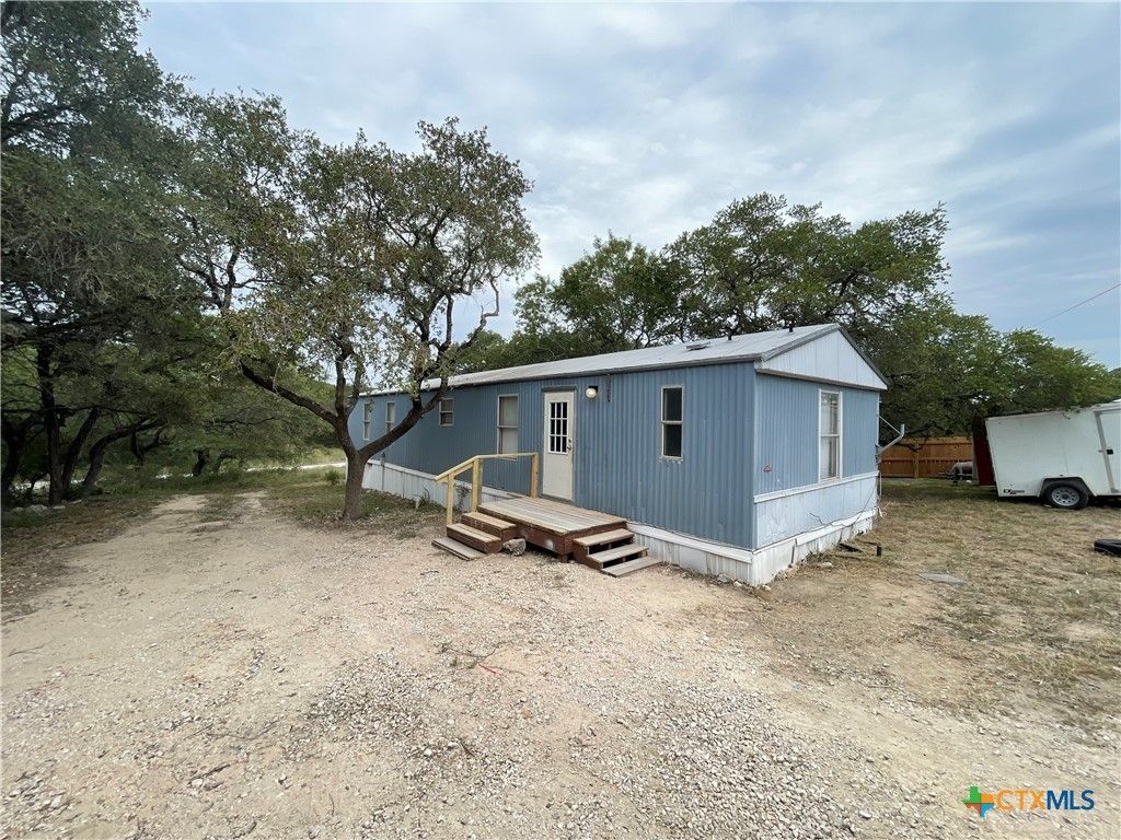 611 Buck Trail, Canyon Lake