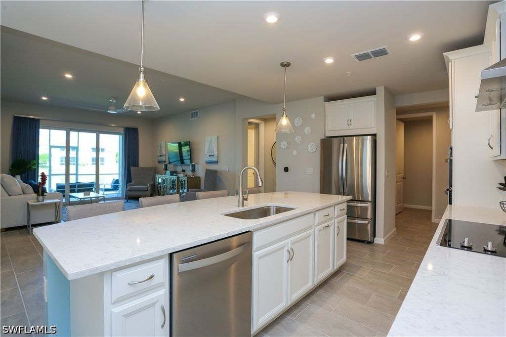4709 Arboretum Cir 101, Naples