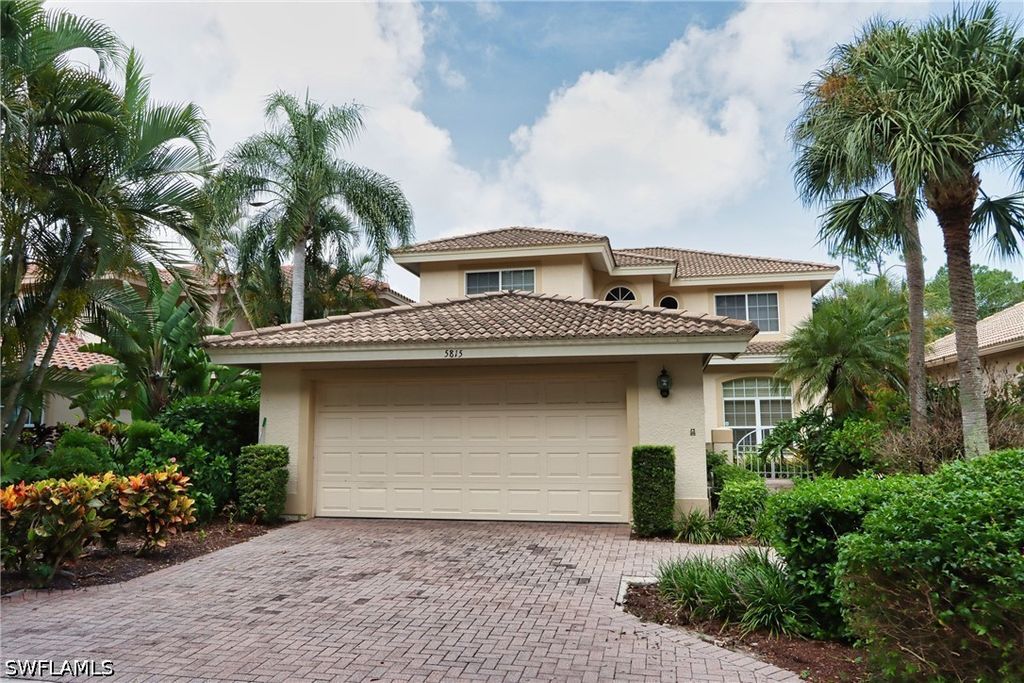 5815 Persimmon Way, Naples