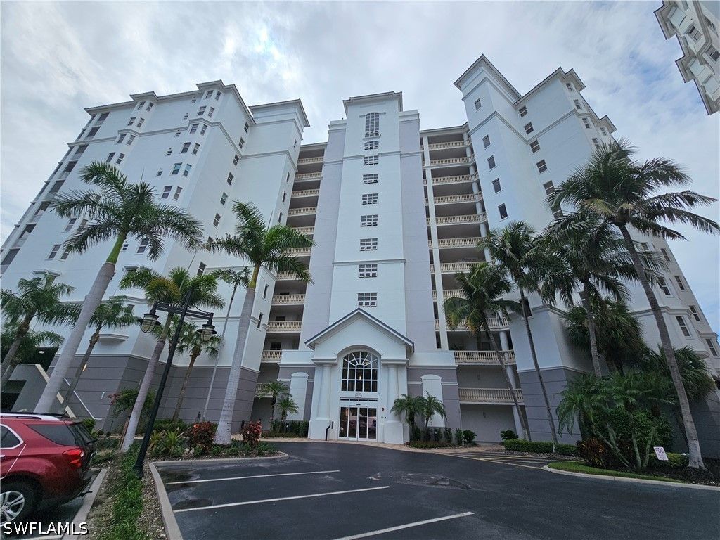 400 Flagship Dr 407, NAPLES