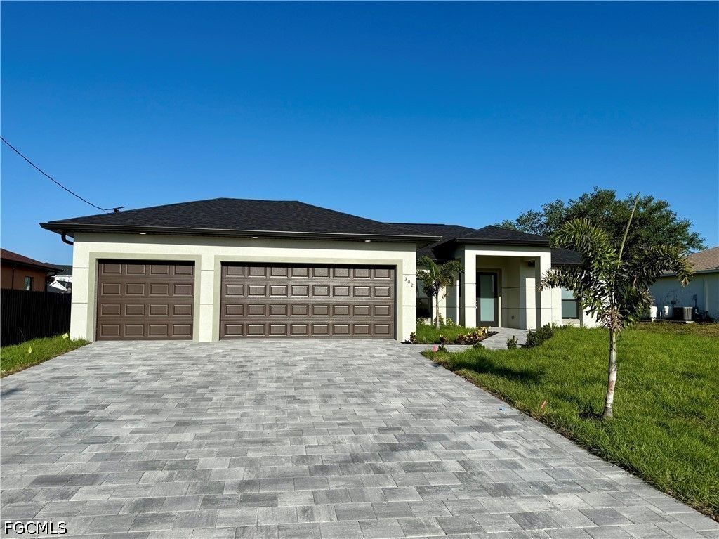 302 Sw 14th Ave, Cape Coral