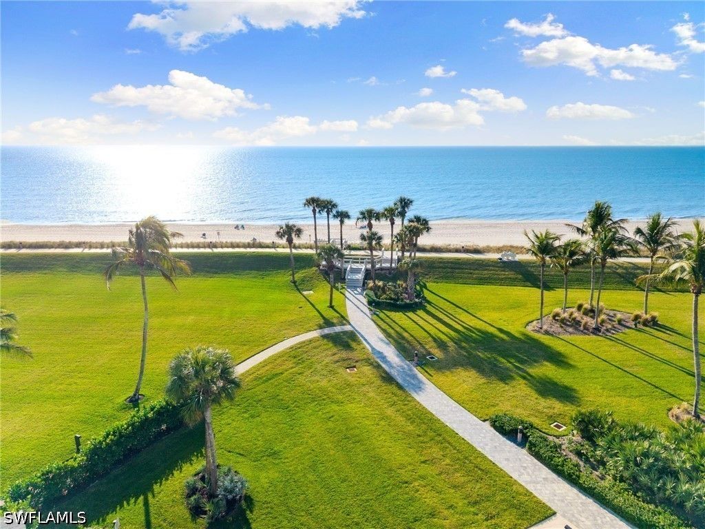 4401 Gulf Shore Blvd N D806, Naples