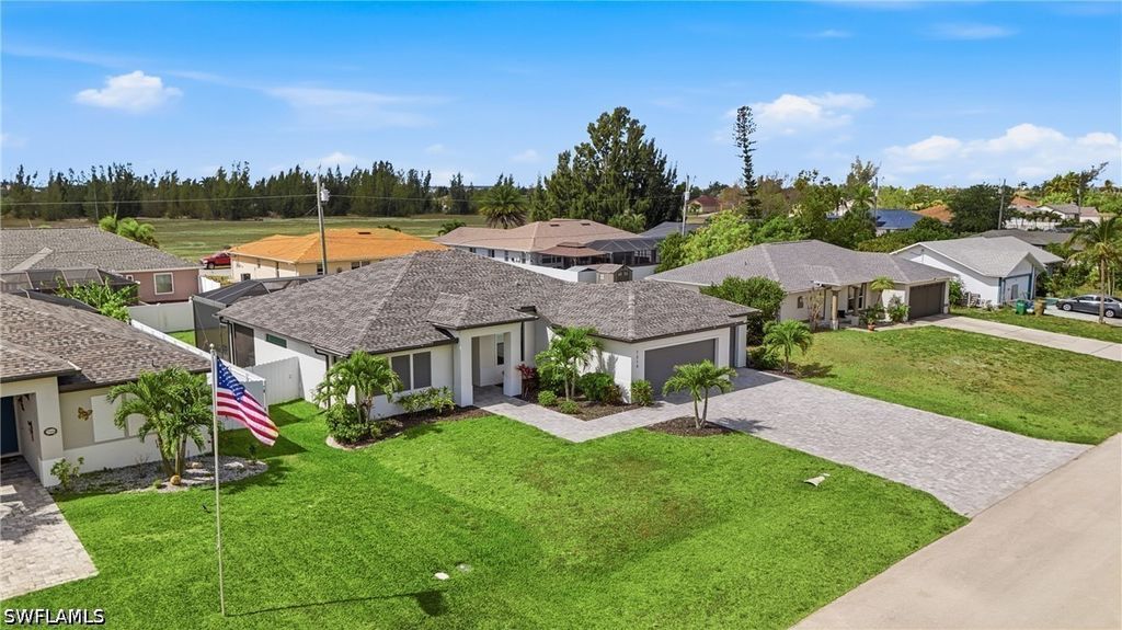 1214 Sw 29th Ter, Cape Coral