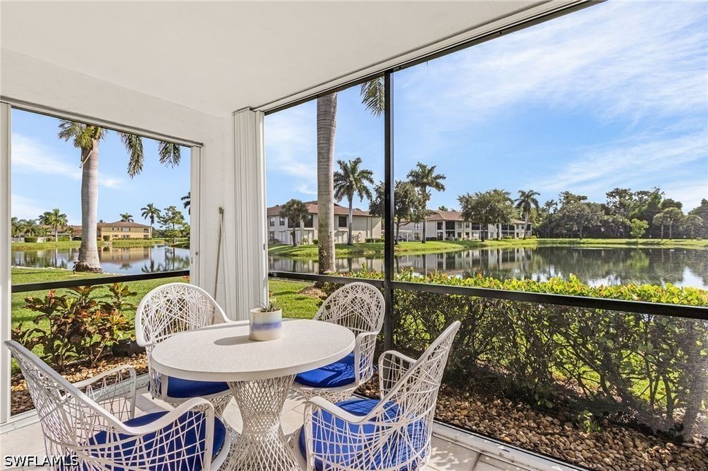 332 Charlemagne Blvd H101, Naples