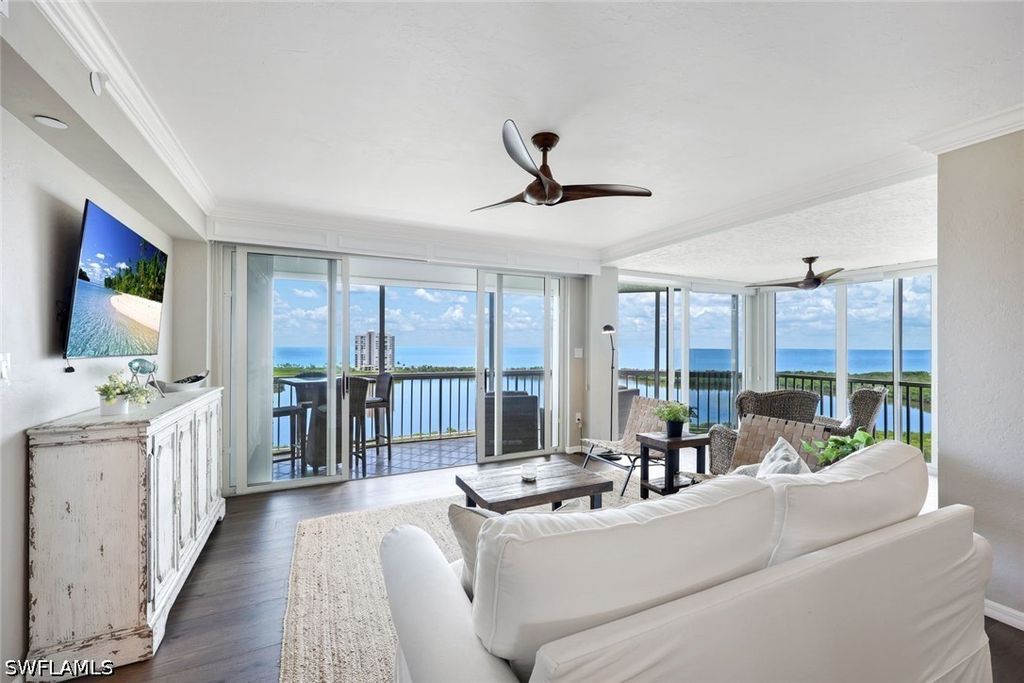 5501 Heron Point Dr 1203, Naples