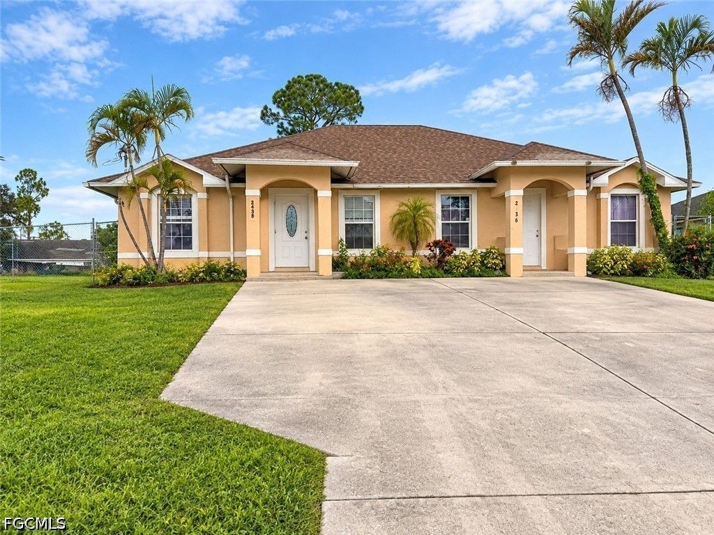 2438 George Ave S, Lehigh Acres