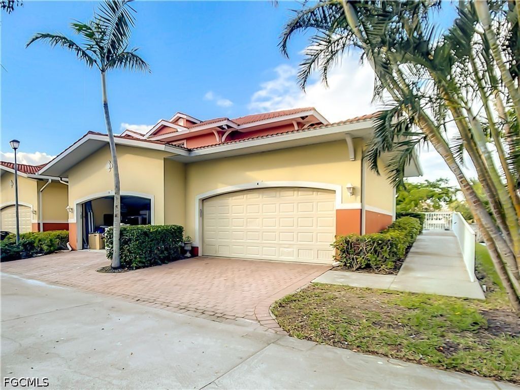 5430 Park Rd 4, Fort Myers